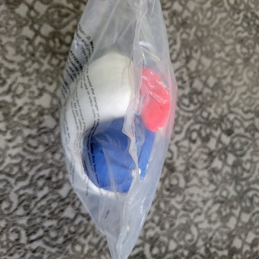 Los Angeles Dodgers Hello Kitty 50th Anniversary - Picture 3 of 6